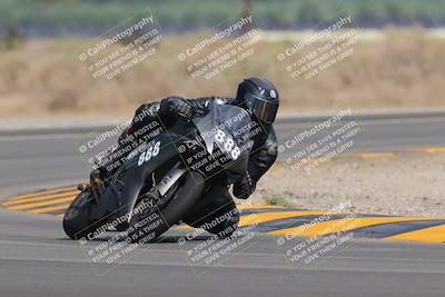 media/Sep-11-2022-SoCal Trackdays (Sun) [[81b7e951af]]/Turn 16 (945am)/